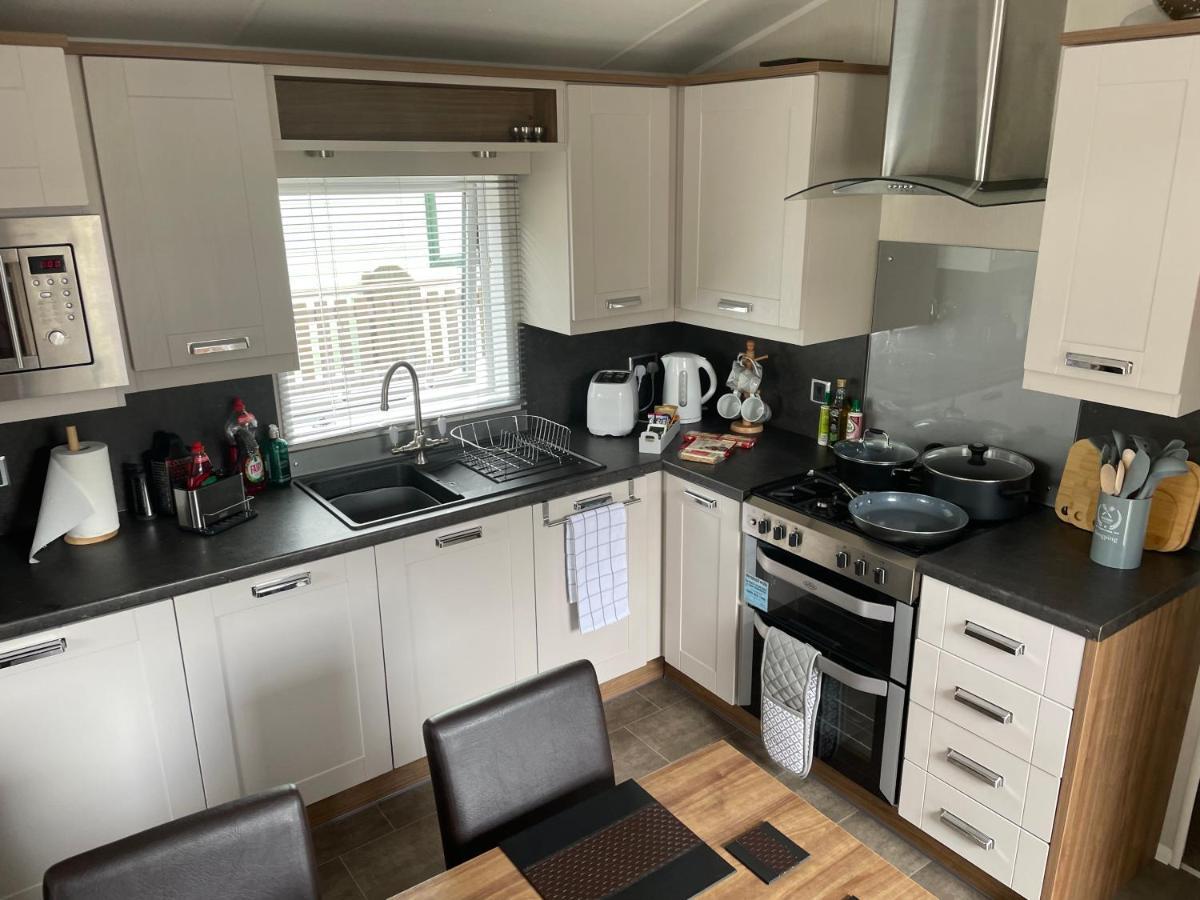 Beautiful 2 Bedroom Lodge With Stunning Views Blair Atholl Exterior foto
